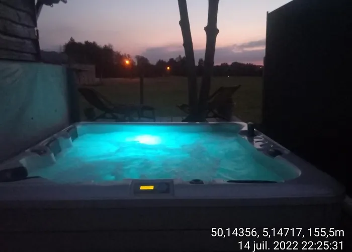 Zajazd De L'ermitage Lessive